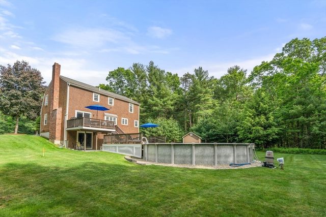 36 Marilyn Way, Halifax, MA 02338