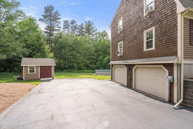 36 Marilyn Way, Halifax, MA 02338