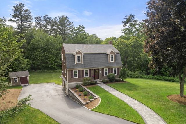 36 Marilyn Way, Halifax, MA 02338
