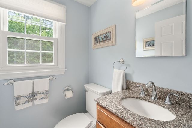 36 Marilyn Way, Halifax, MA 02338