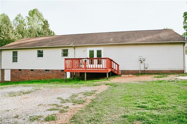 3777 Libertys Run Drive, Sophia, NC 27350