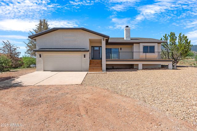 5027 S WHITEWING Road, Sierra Vista, AZ 85650