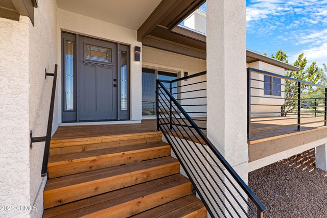 5027 S WHITEWING Road, Sierra Vista, AZ 85650