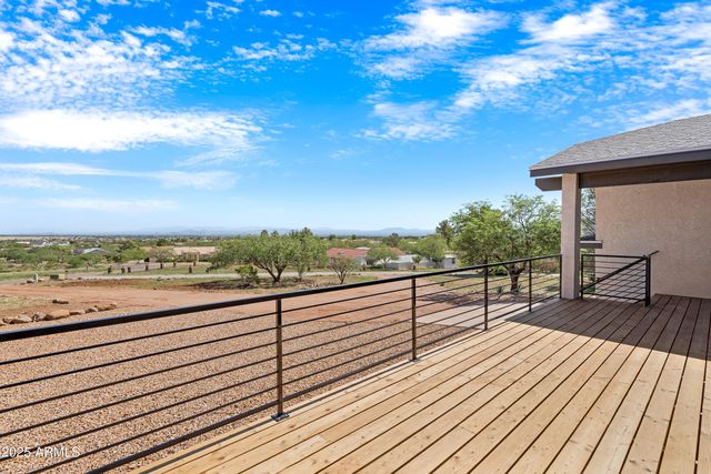 5027 S WHITEWING Road, Sierra Vista, AZ 85650