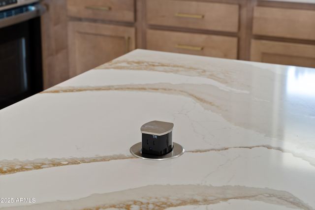 5027 S WHITEWING Road, Sierra Vista, AZ 85650