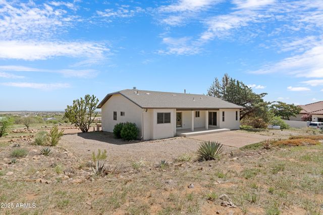 5027 S WHITEWING Road, Sierra Vista, AZ 85650