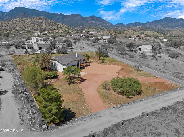 5027 S WHITEWING Road, Sierra Vista, AZ 85650