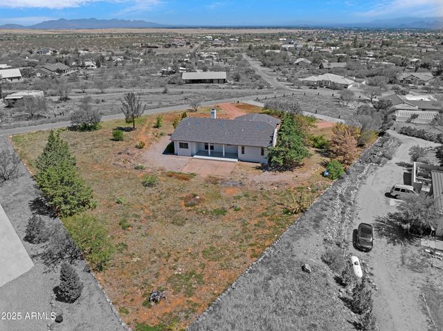 5027 S WHITEWING Road, Sierra Vista, AZ 85650