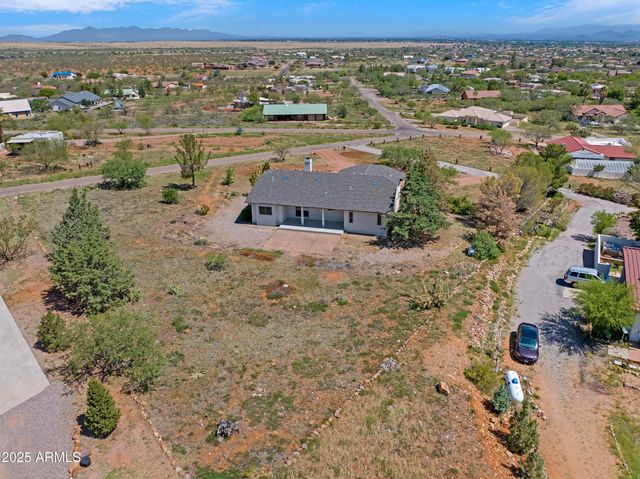 5027 S WHITEWING Road, Sierra Vista, AZ 85650