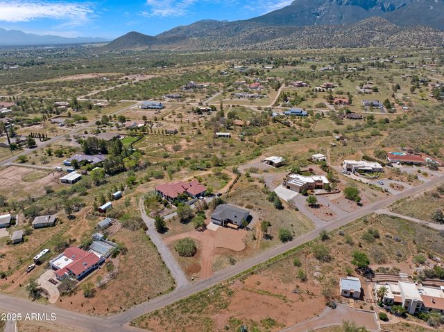5027 S WHITEWING Road, Sierra Vista, AZ 85650