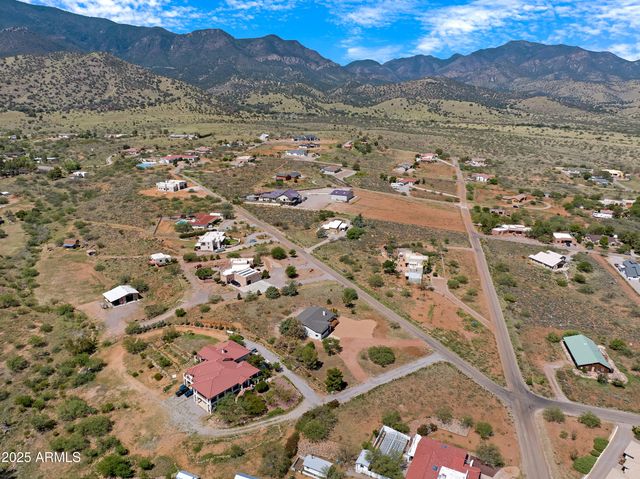 5027 S WHITEWING Road, Sierra Vista, AZ 85650
