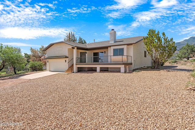 5027 S WHITEWING Road, Sierra Vista, AZ 85650