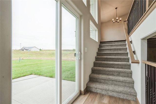 511 Park View Ct, Mt Vernon, IA 52314