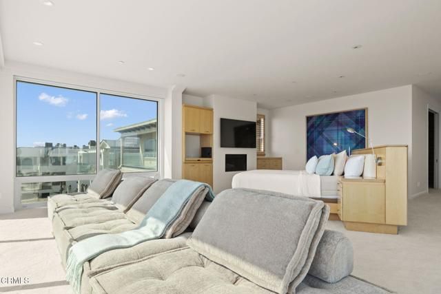 1135 Capri Way, Oxnard, CA 93035