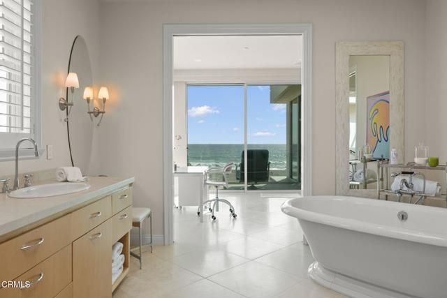 1135 Capri Way, Oxnard, CA 93035