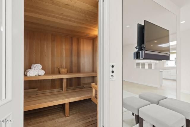 1135 Capri Way, Oxnard, CA 93035