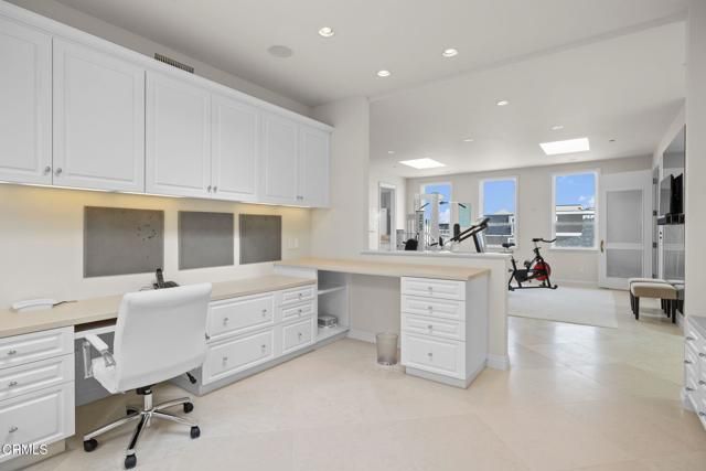 1135 Capri Way, Oxnard, CA 93035