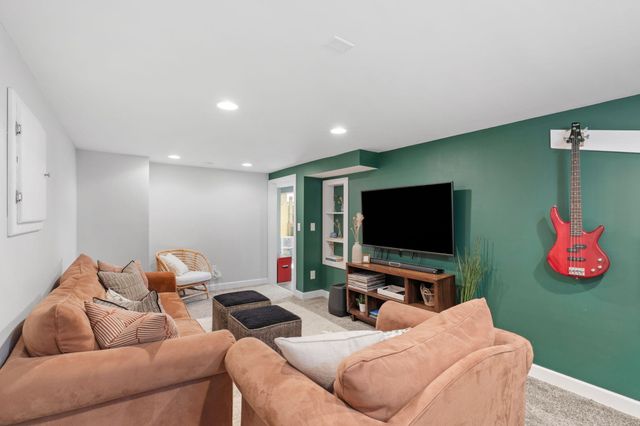 6115 Upton Avenue S, Minneapolis, MN 55410