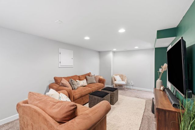 6115 Upton Avenue S, Minneapolis, MN 55410