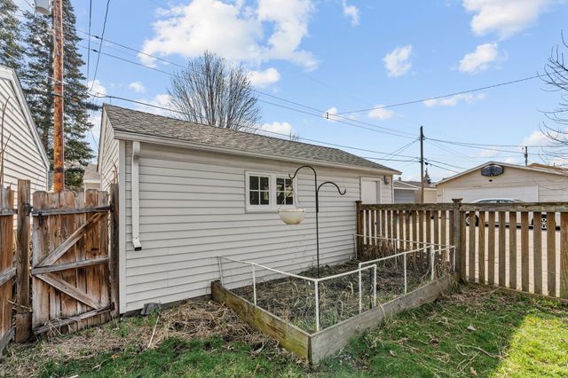 6115 Upton Avenue S, Minneapolis, MN 55410