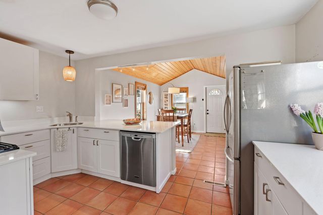 6115 Upton Avenue S, Minneapolis, MN 55410