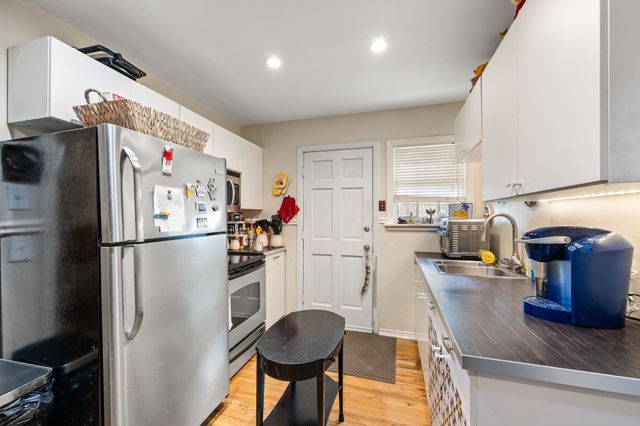 412 N Montreal, Dallas, TX 75208