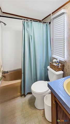 603 E George Street, Port Lavaca, TX 77979