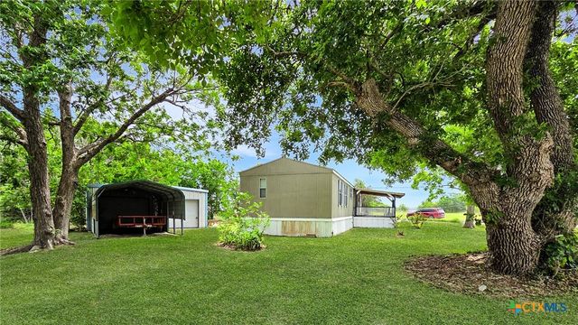 603 E George Street, Port Lavaca, TX 77979