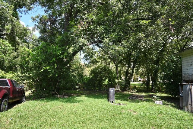 111 6th Street, Rosenberg, TX 77471