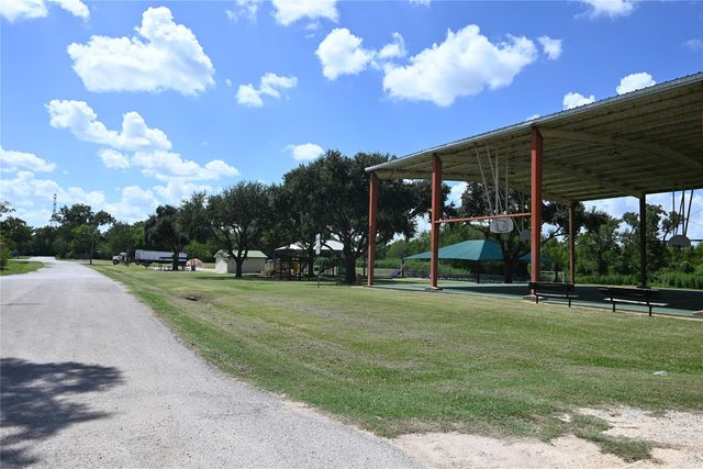 111 6th Street, Rosenberg, TX 77471