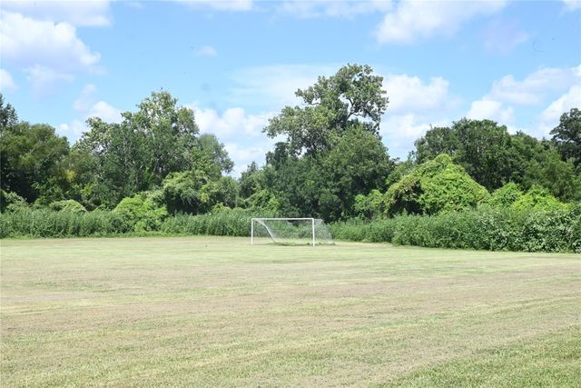 111 6th Street, Rosenberg, TX 77471