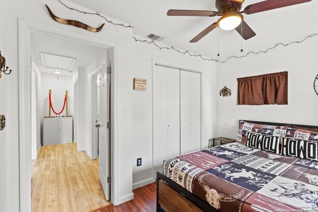 1923 Dawson, San Antonio, TX 78202