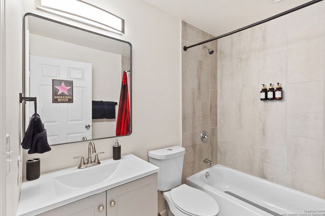 1923 Dawson, San Antonio, TX 78202