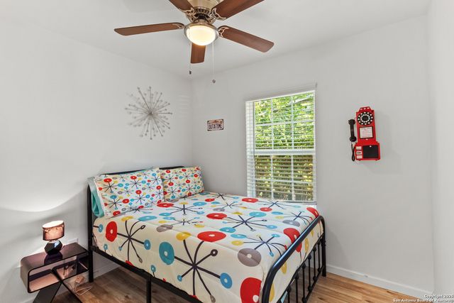 1923 Dawson, San Antonio, TX 78202