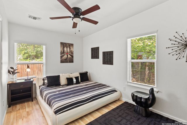 1923 Dawson, San Antonio, TX 78202