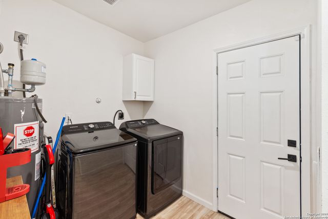 1923 Dawson, San Antonio, TX 78202