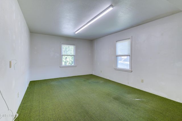 34 Russell Road, Colonie, NY 12205