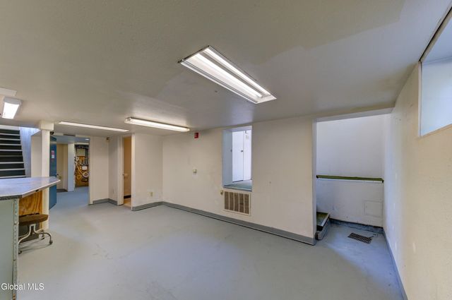 34 Russell Road, Colonie, NY 12205