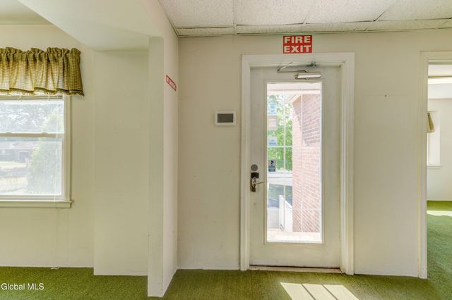 34 Russell Road, Colonie, NY 12205