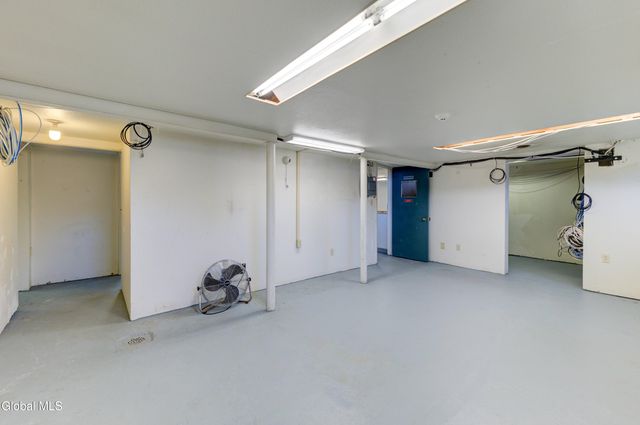 34 Russell Road, Colonie, NY 12205