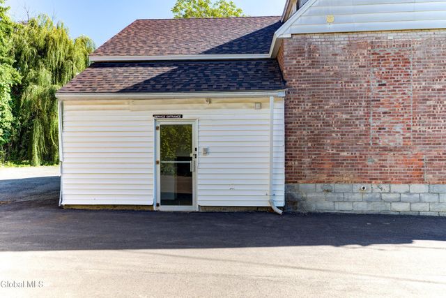 34 Russell Road, Colonie, NY 12205