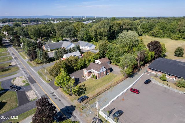 34 Russell Road, Colonie, NY 12205