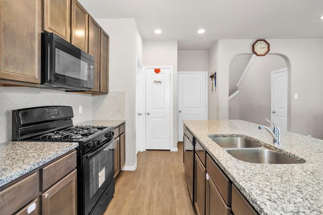 4318 Mcgregor Bluff Lane, Conroe, TX 77304