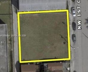1646 NW 1st CT, Miami, FL 33136