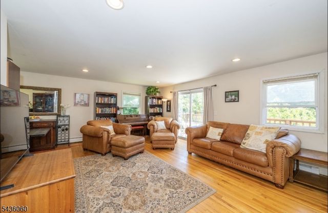 33 Lincoln Ave, Vernon Twp., NJ 07462