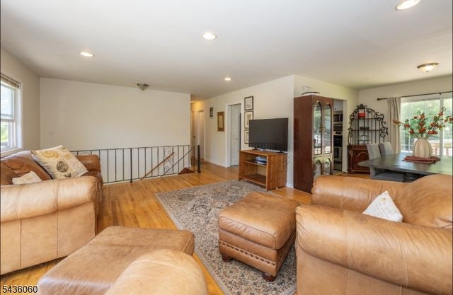 33 Lincoln Ave, Vernon Twp., NJ 07462