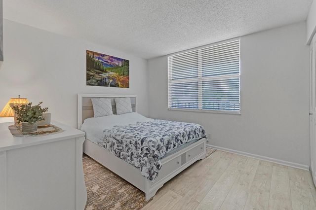 14575 Bonaire Blvd 202, Delray Beach, FL 33446