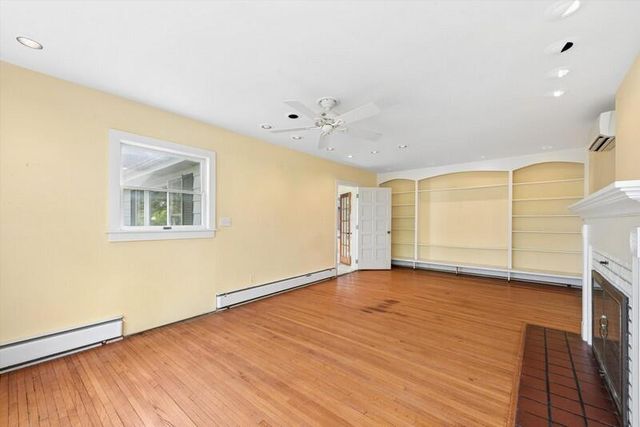 415 Ridgeway Street, St. Joseph City, MI 49085