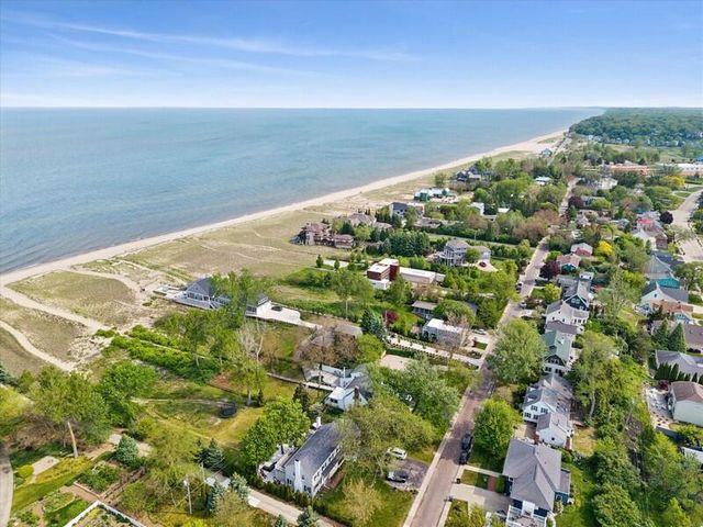415 Ridgeway Street, St. Joseph City, MI 49085
