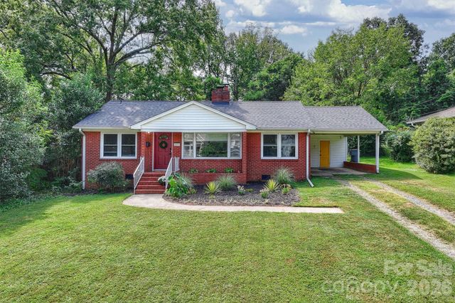 2816 Shamrock Drive, Charlotte, NC 28205